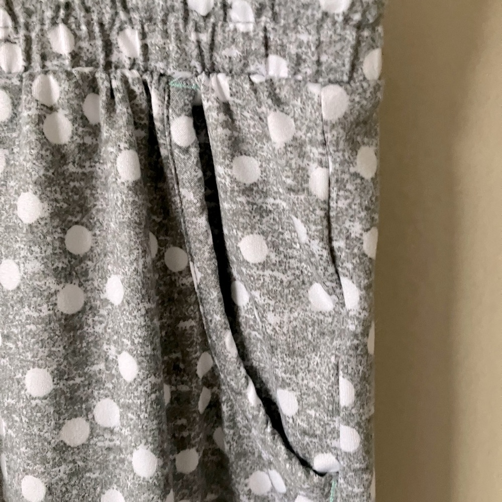 Jane and Bleecker Heather Gray Lounge Set - Picture 8 of 10